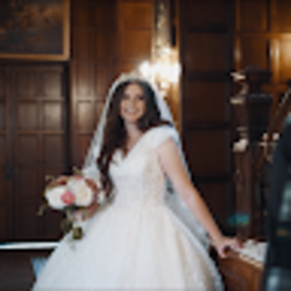 Meet your Posher, Ximena - Picture 1 of 1